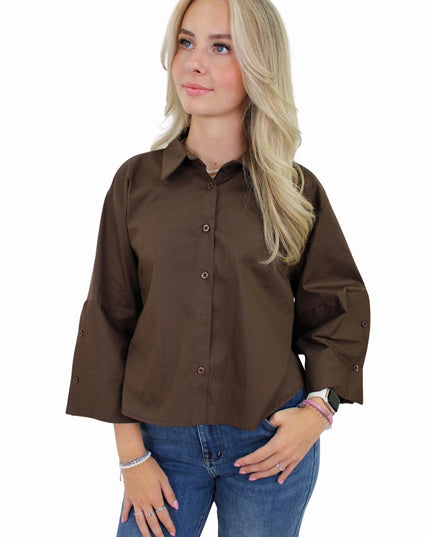 BASIC FLAIR BLOUSE | BROWN