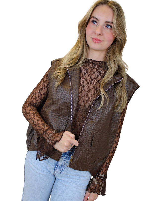 BRAIDED OVERSIZED GILET | BROWN