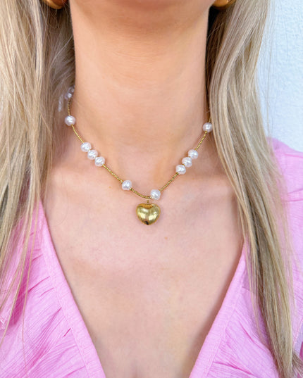 PEARL HEART NECKLACE | GOUD